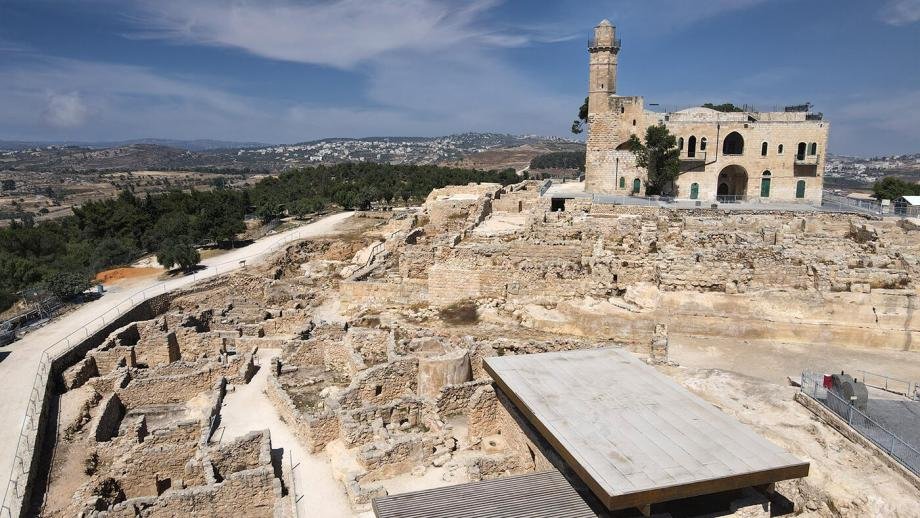 مقام النبي صموئيل | موسوعة التراث الفلسطيني