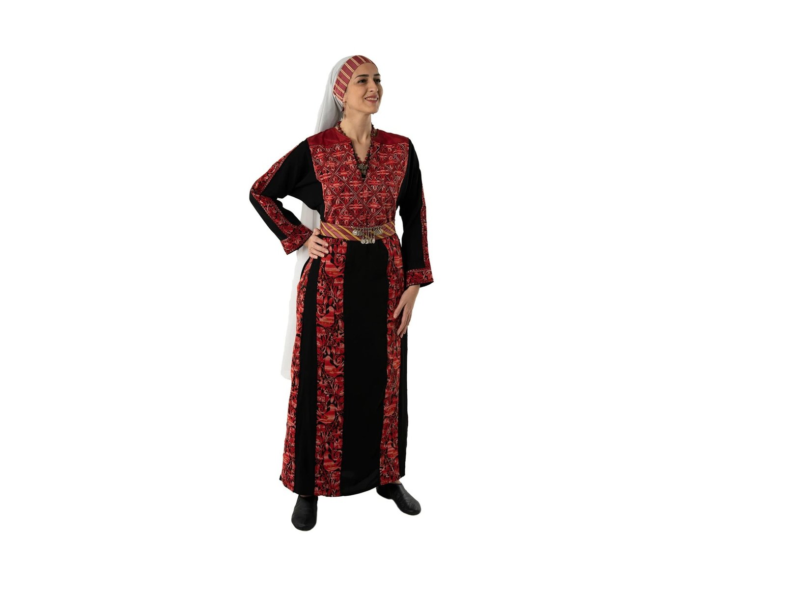 موسوعة التراث الفلسطيني | ثوب رام الله  المونّس