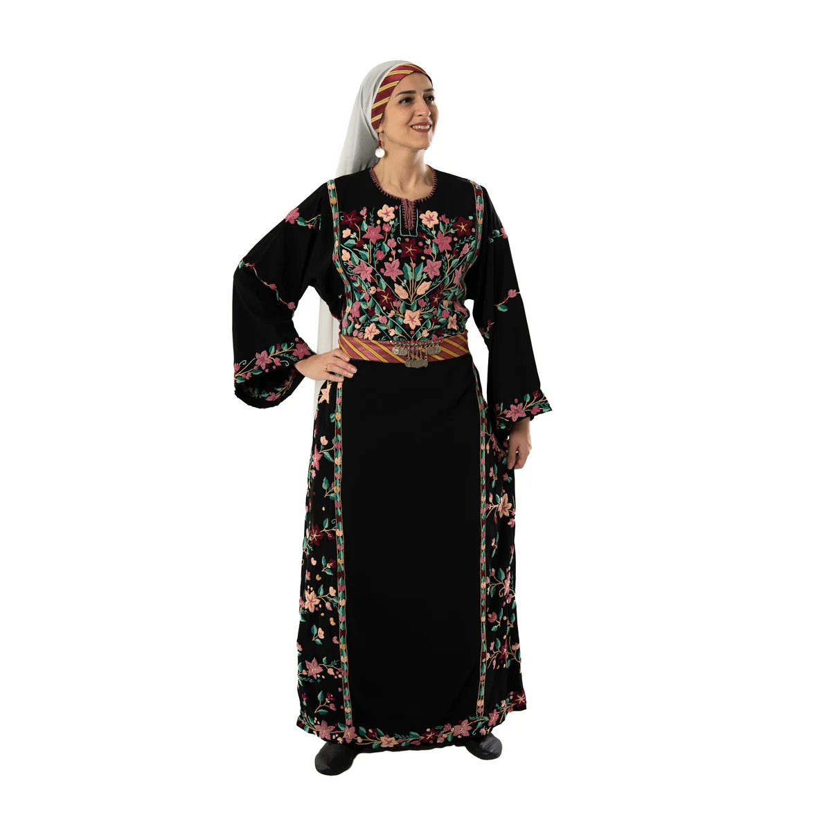 موسوعة التراث الفلسطيني | ثوب بيت  أُمّر- الخليل