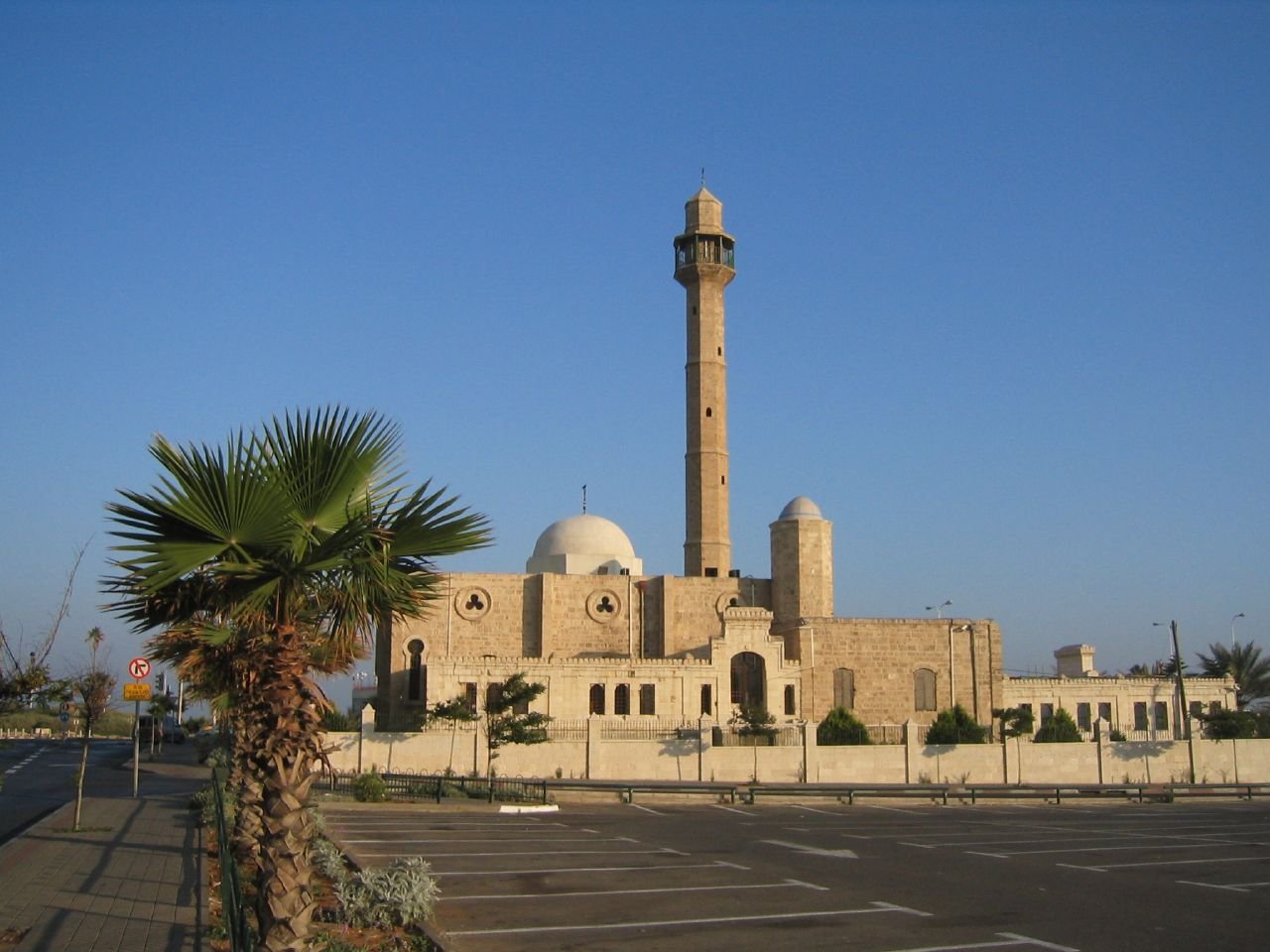 موسوعة التراث الفلسطيني | جامع حسن بك